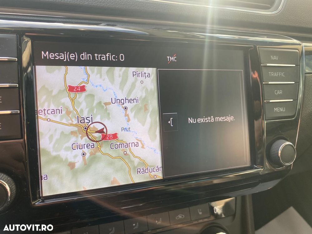 Skoda Superb Combi 2.0 TDI 4X4 DSG Laurin & Klement - 29