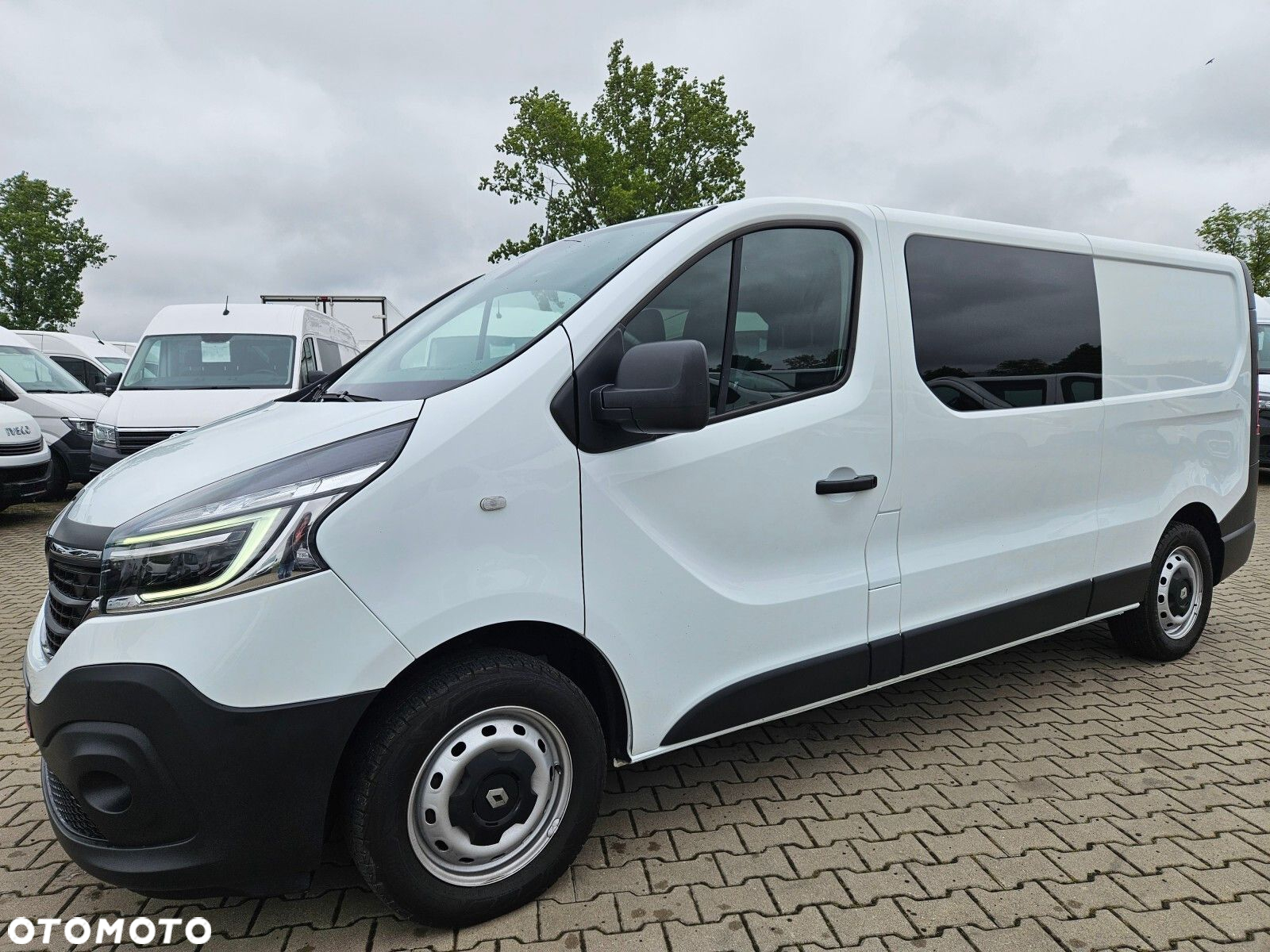 Renault Trafic L2H1 *84900zł NETTO* Brygadówka 6 osób 2.0dCi/120KM - 4