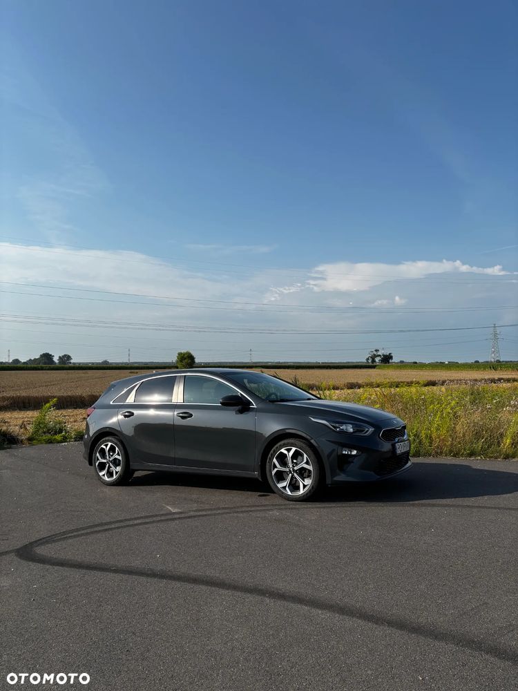Kia Ceed 1.4 T-GDI L Business Line Plus - 16