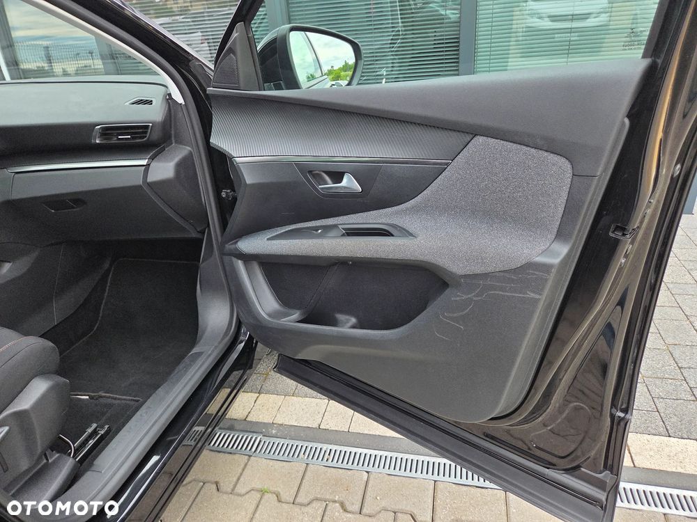 Peugeot 3008 1.5 BlueHDi Active Pack S&S EAT8 - 33