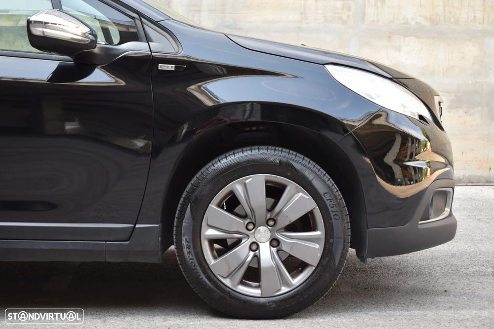 Peugeot 2008 1.6 BlueHDi Style - 16