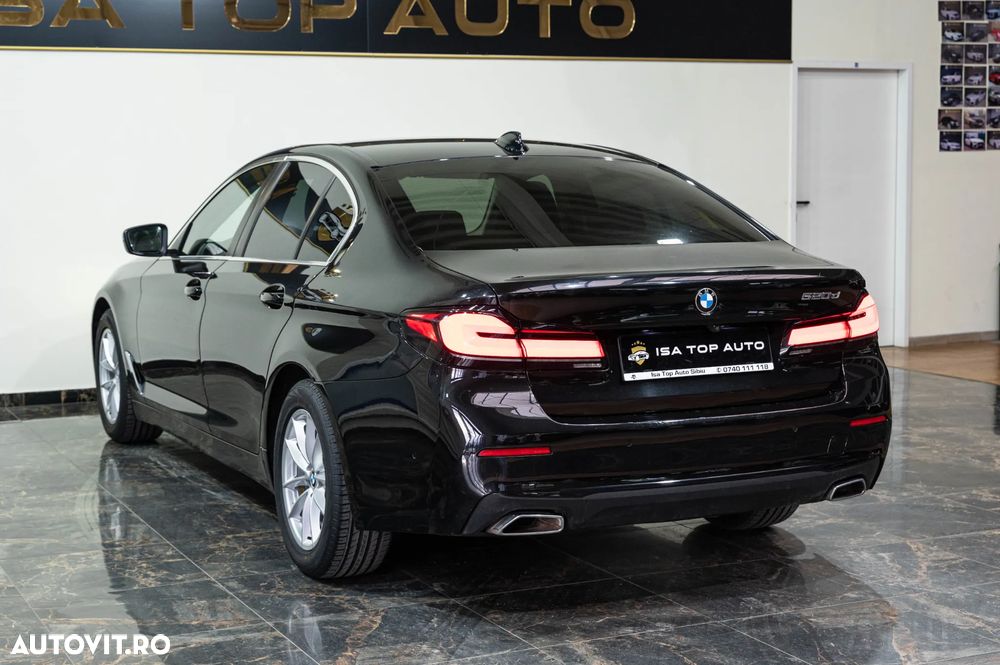 BMW Seria 5 520d Aut. Luxury Line - 38