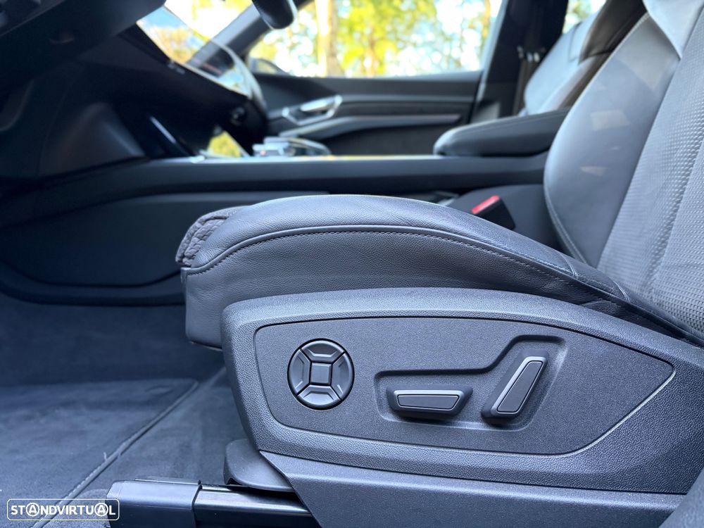 Audi e-tron Sportback 55 quattro S line - 23