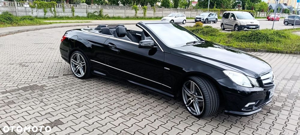 Mercedes-Benz Klasa E 300 BlueEFFICIENCY 7G-TRONIC Elegance - 6
