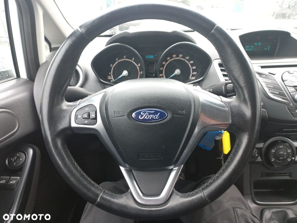 Ford Fiesta 1.25 Ambiente - 25