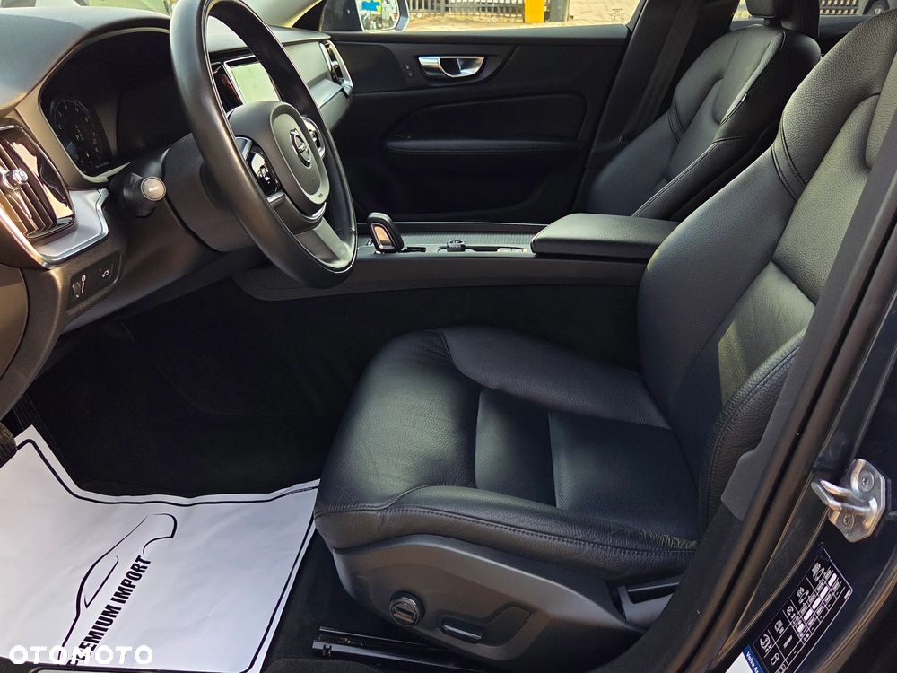 Volvo V60 B3 B Geartronic Momentum - 4