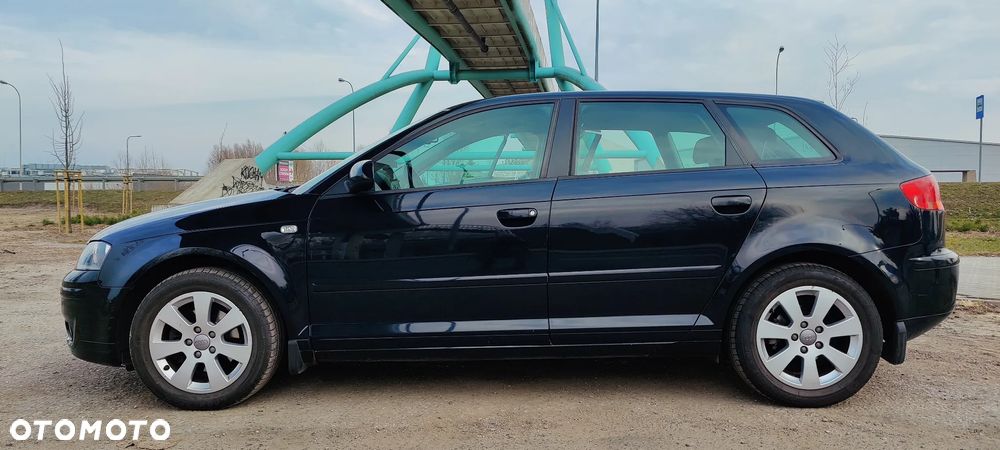 Audi A3 Sportback 2.0 TDI Ambiente S tronic - 1