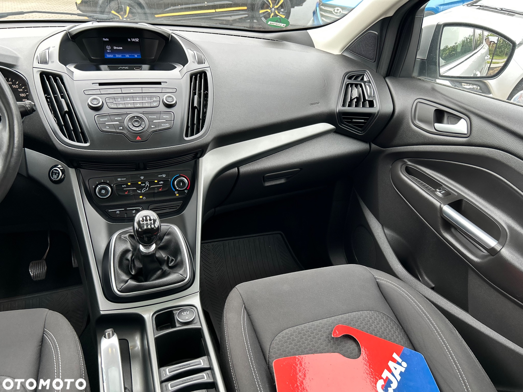 Ford Kuga 1.5 EcoBoost 2x4 Black & Silver - 12