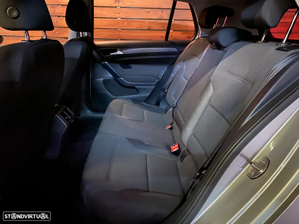 VW Golf 1.0 TSI Confortline - 7