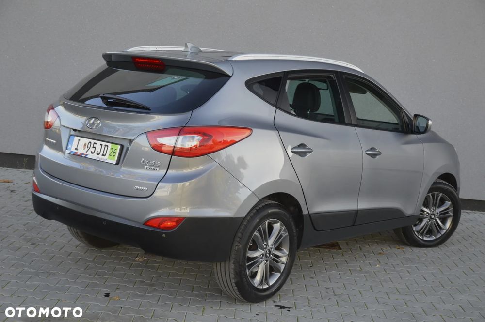 Hyundai ix35 2.0 CRDi 4WD Automatik Style - 11