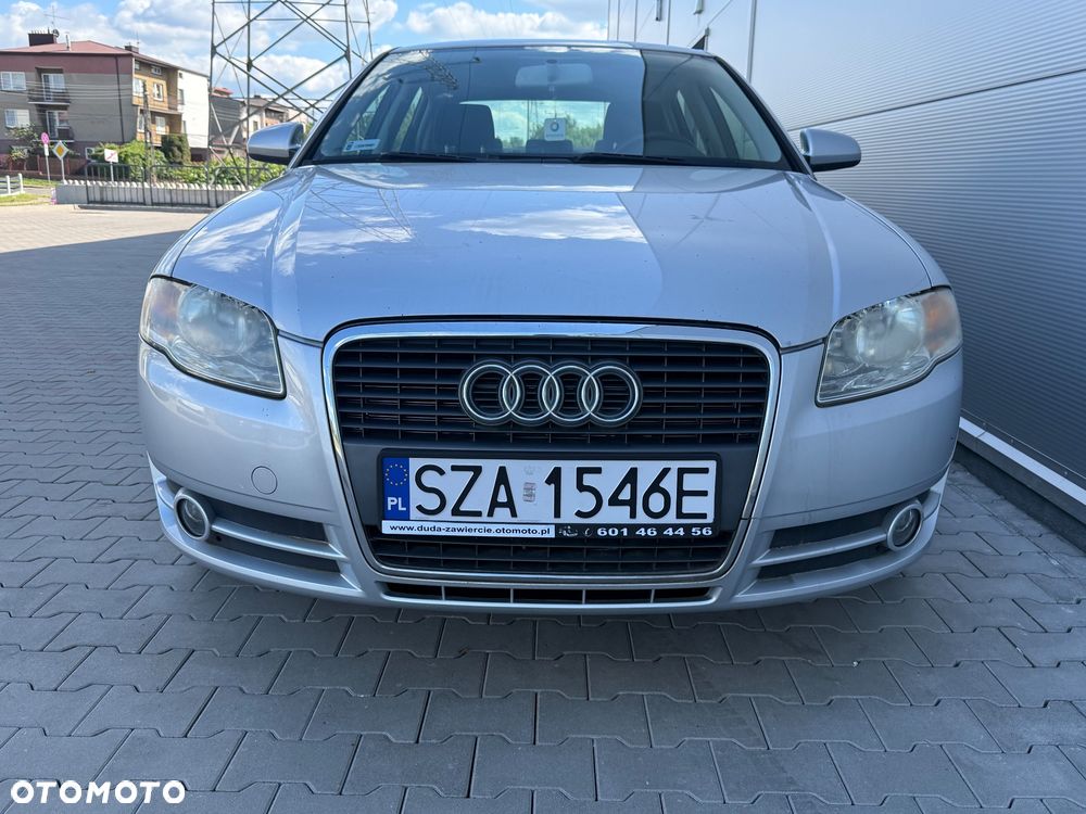 Audi A4 Limousine - 18