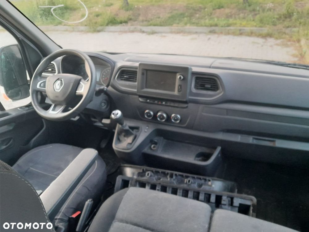 Renault Master - 18