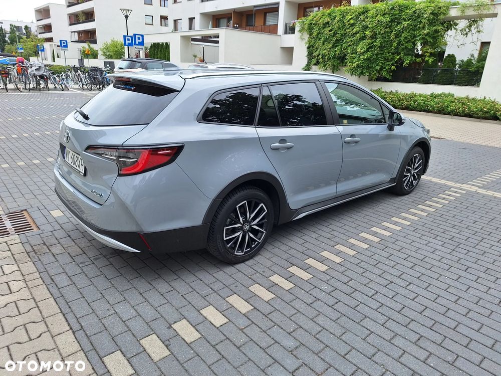 Toyota Corolla - 5