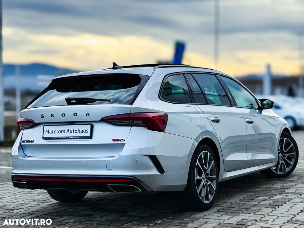 Skoda Octavia 2.0 245 TSI DSG RS - 5