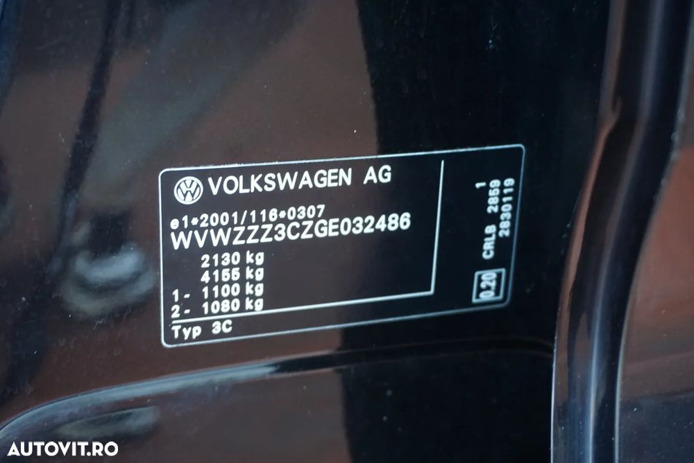 Volkswagen Passat 2.0 TDI DSG (BlueMotion Technology) Comfortline - 22