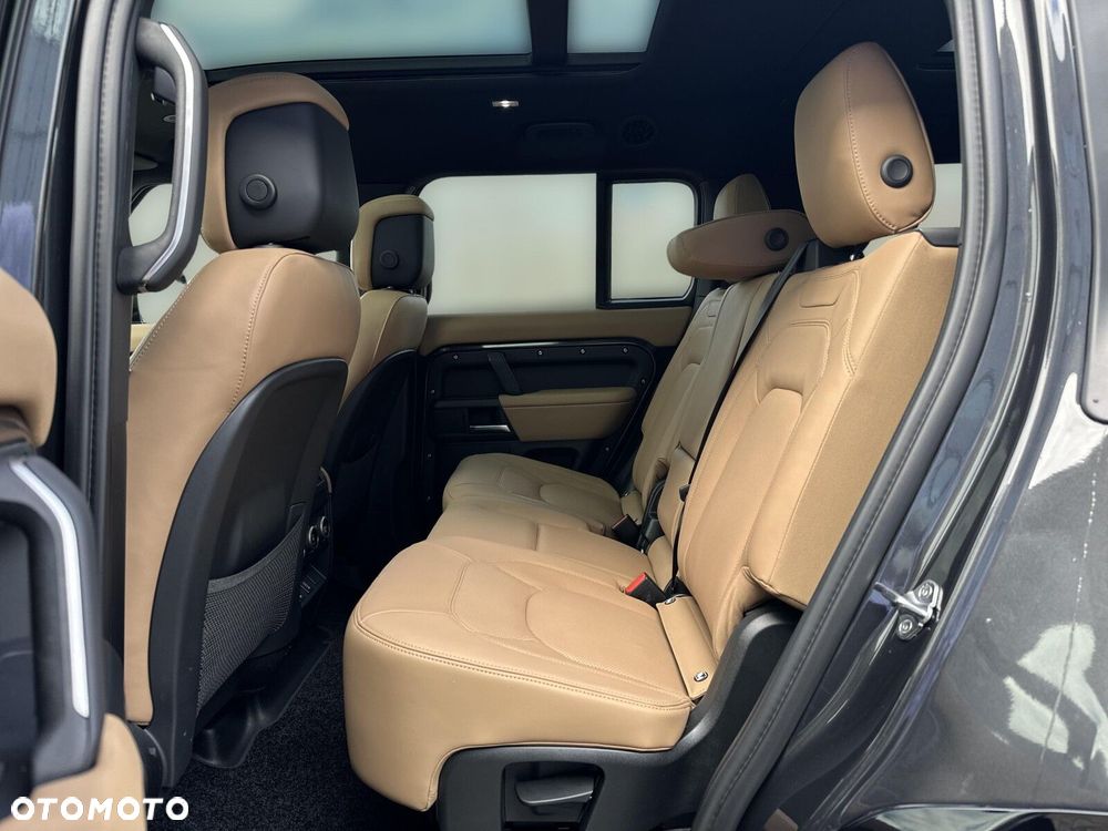 Land Rover Defender 3.0 D350 mHEV X-Dynamic HSE - 15