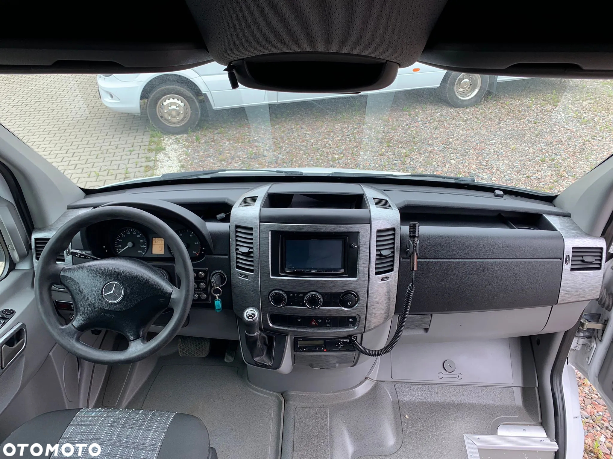 Mercedes-Benz Sprinter 516 CDI- 24 Miejsca - 13