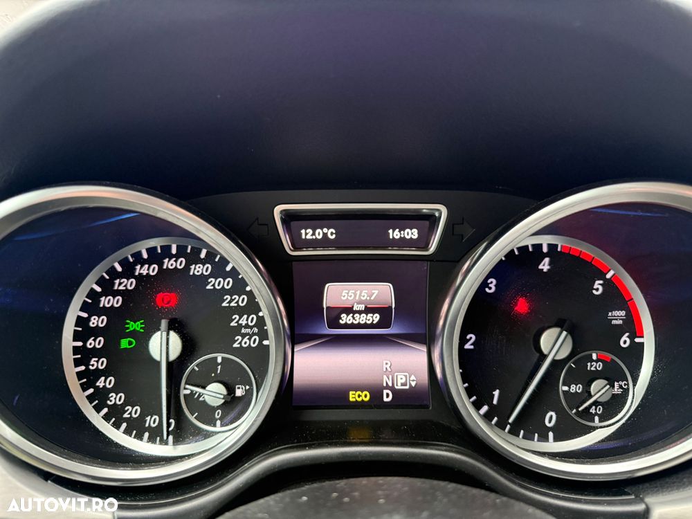 Mercedes-Benz ML 350 BlueTec 4MATIC Aut - 10