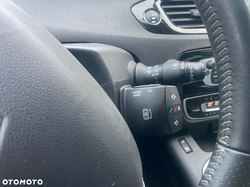 Renault Scenic ENERGY TCe 130 BOSE EDITION - 20