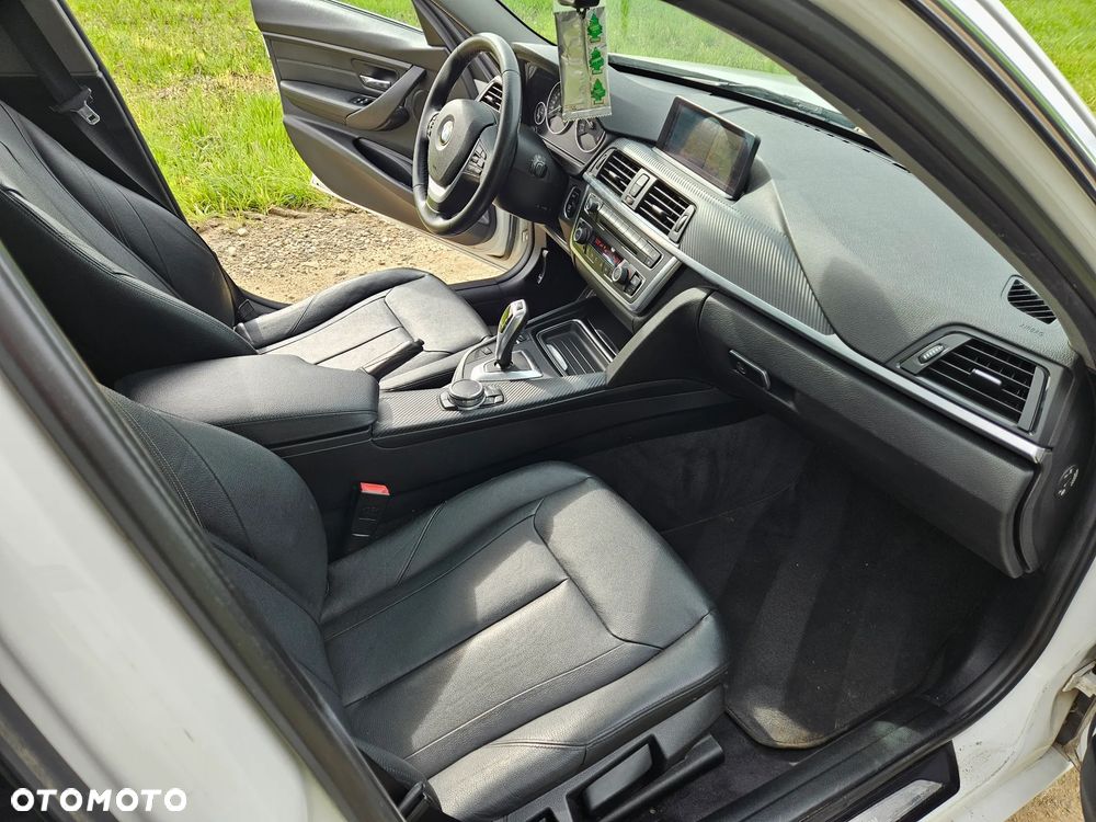 BMW Seria 3 318d Luxury Line - 8