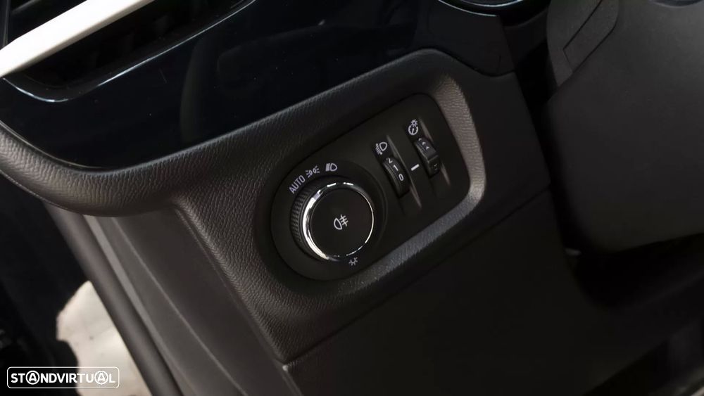 Opel Corsa 1.2 T Hybrid EdCT — fotografia 19