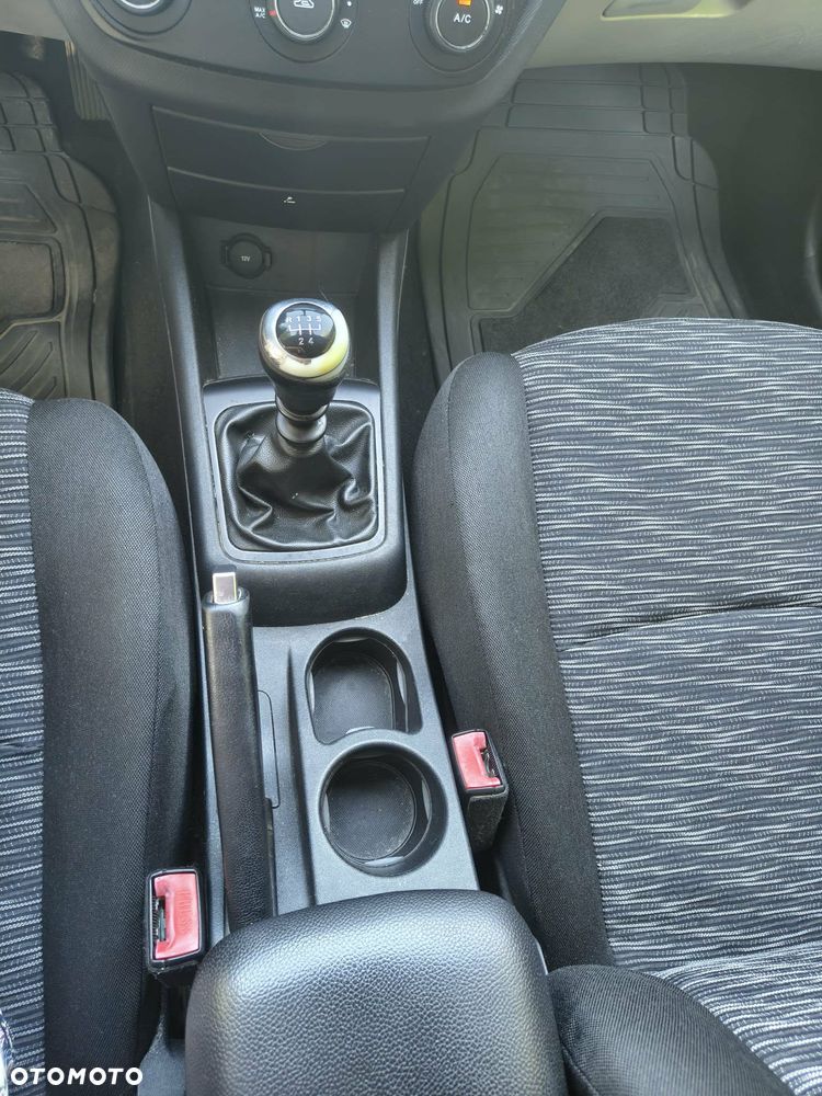 Kia Ceed - 19