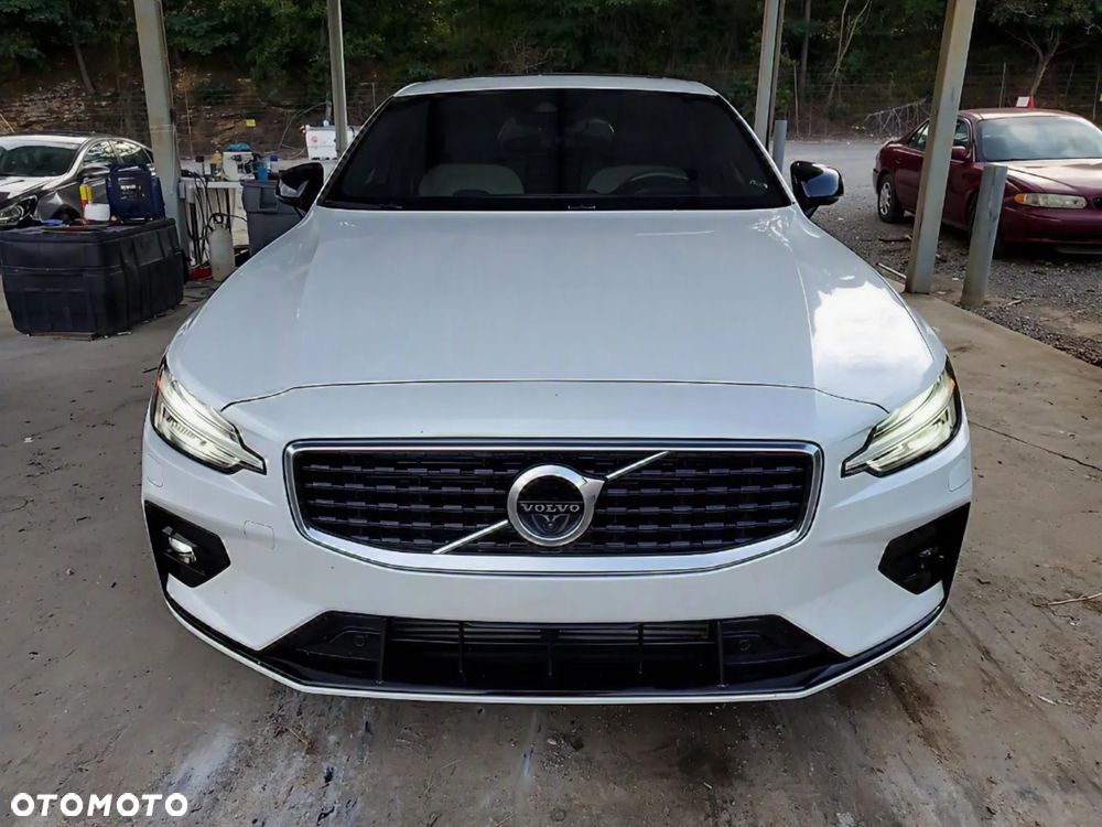 Volvo S60 - 2