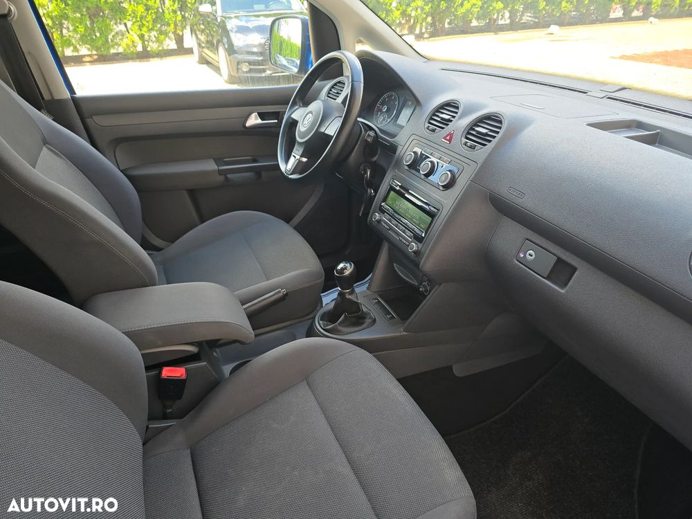 VOLKSWAGEN Caddy 2015 — imagine 9