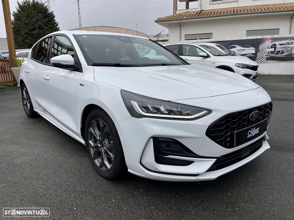 Ford Focus 1.0 EcoBoost MHEV ST-Line X Aut. - 3
