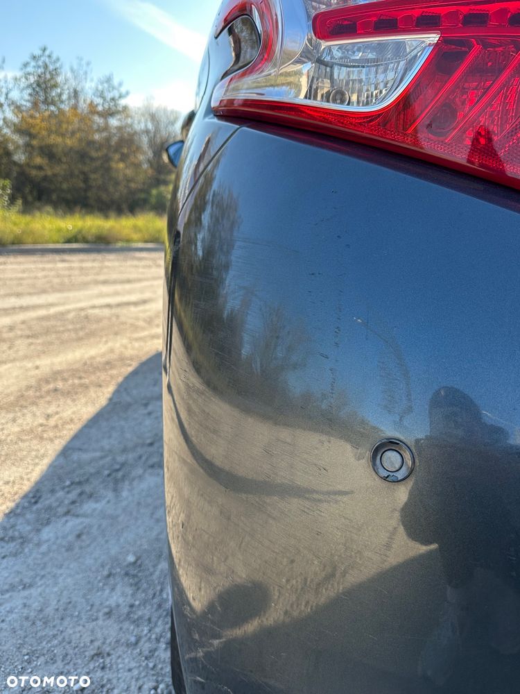 Peugeot 208 1.2 PureTech Active - 10