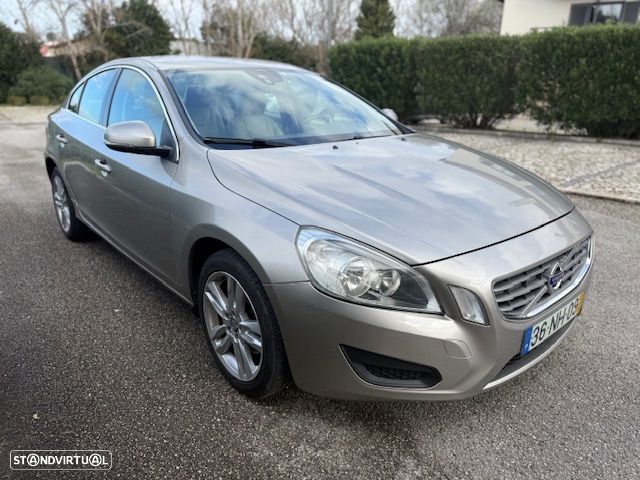 Volvo S60 1.6 D2 Drive Momentum Start/Stop - 2