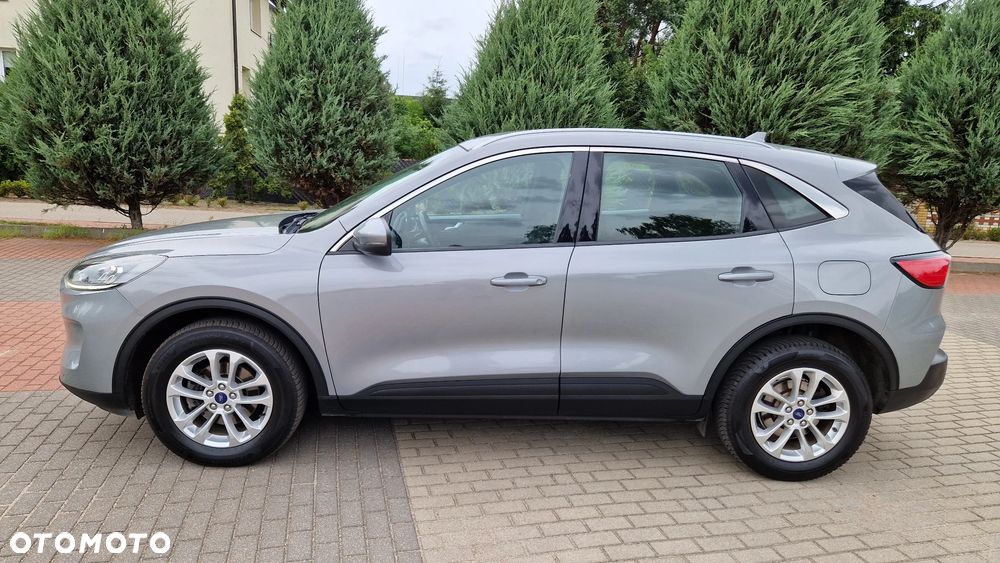 Ford Kuga 2.5 Duratec FHEV TITANIUM - 2