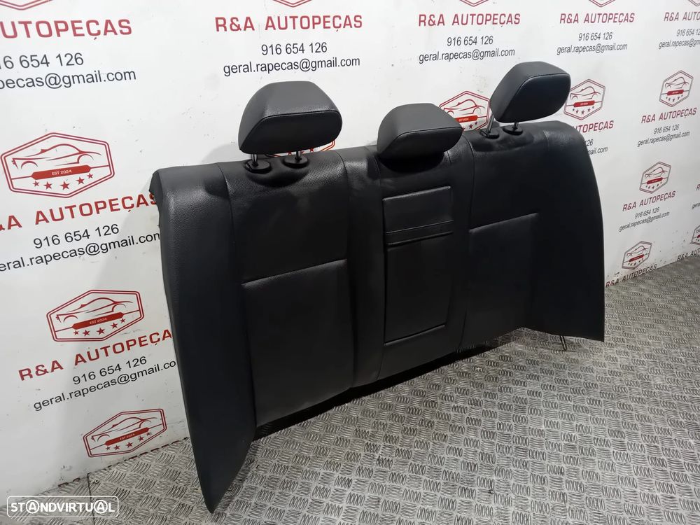 Conjunto de Bancos Mercedes Class C W204 Sedan em Pele Original - 9