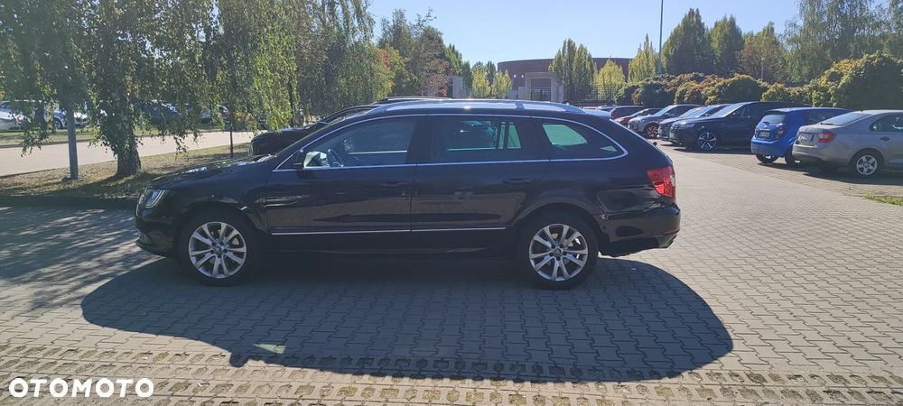 Skoda Superb 2.0 TDI 4x4 Elegance DSG - 5