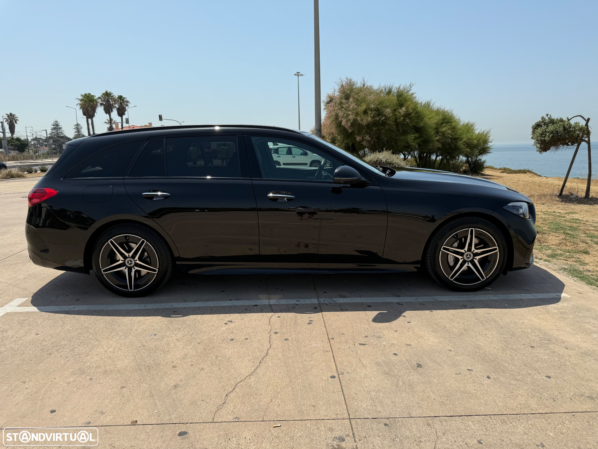 Mercedes-Benz C 300 e AMG Line - 4