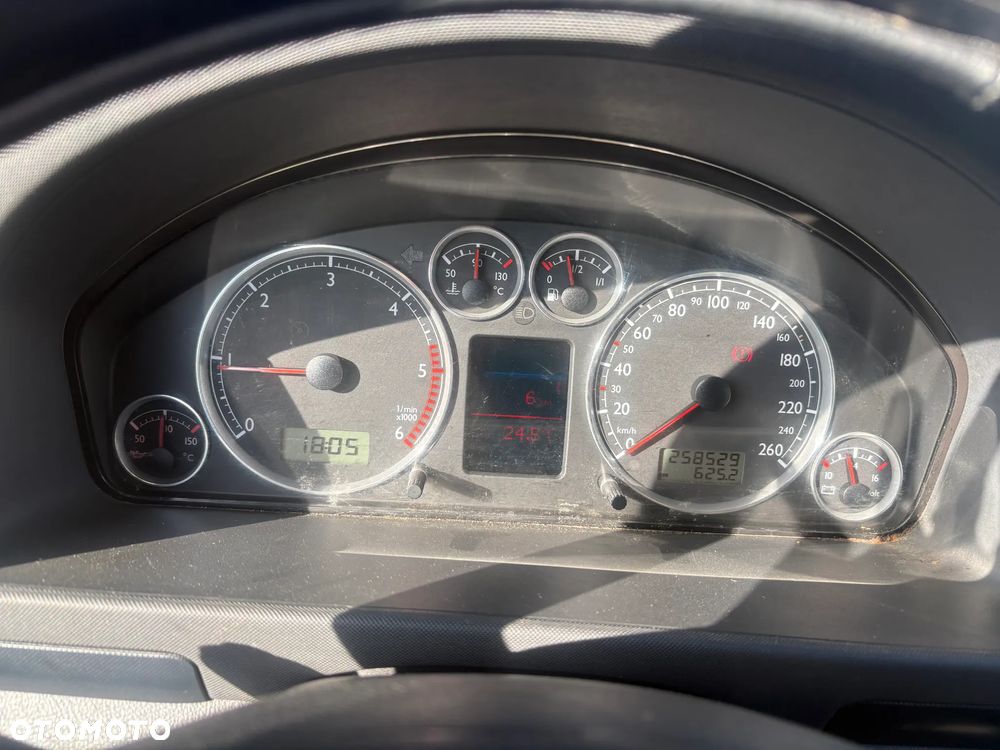 Seat Alhambra 2.0 TDI Reference - 3