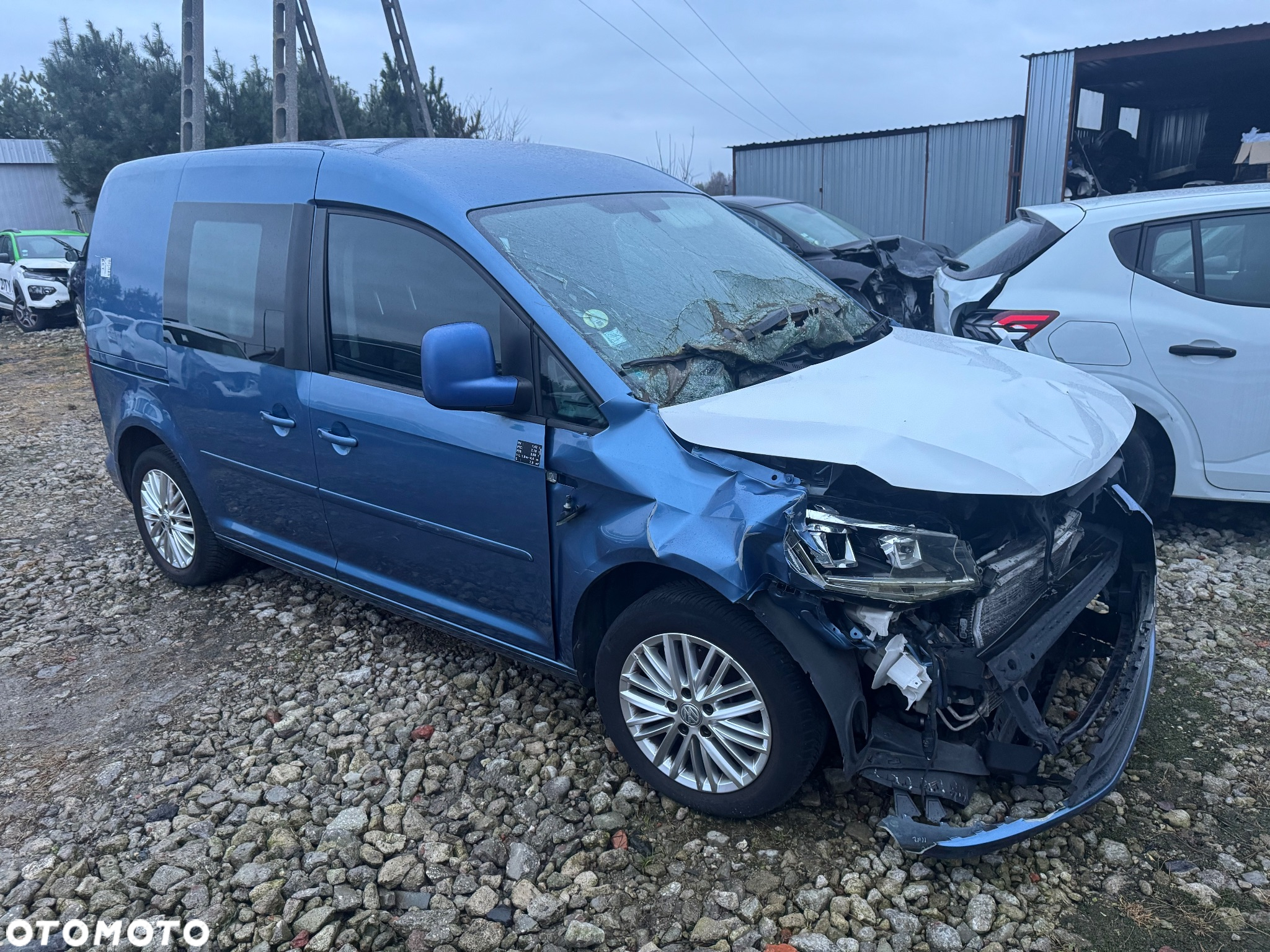 Volkswagen Caddy 2.0 TDI DSG - 4