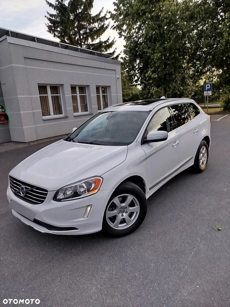 Volvo XC 60 T5 Ocean Race - 1