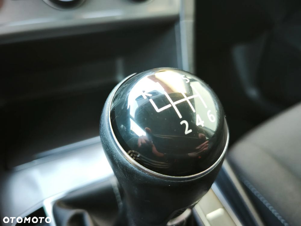 Volkswagen Golf Sportsvan 2.0 TDI BlueMotion Technology Lounge - 25