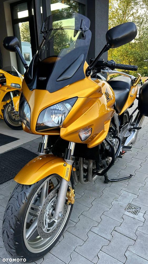 Honda CBF - 23