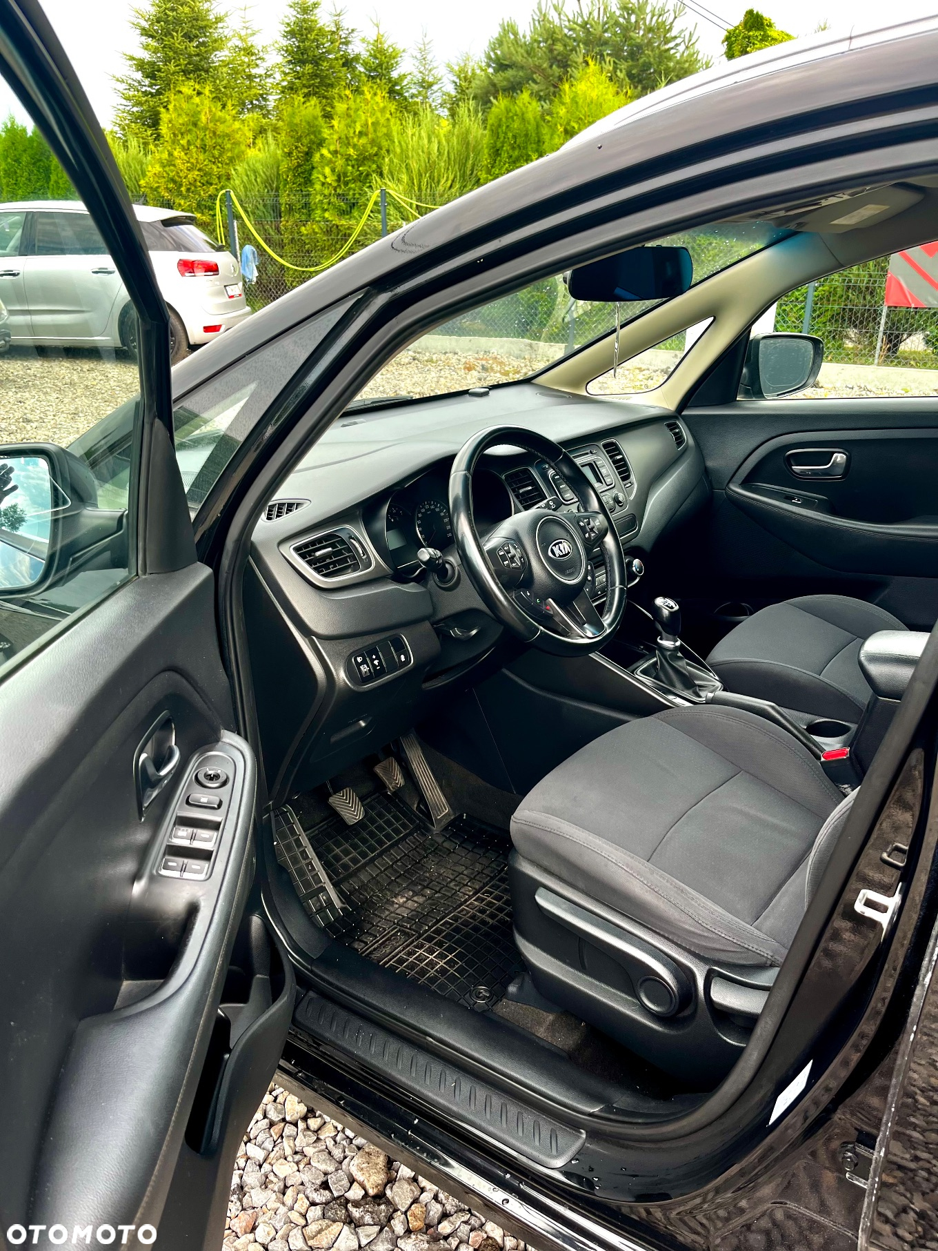 Kia Carens 1.7 CRDi S - 7