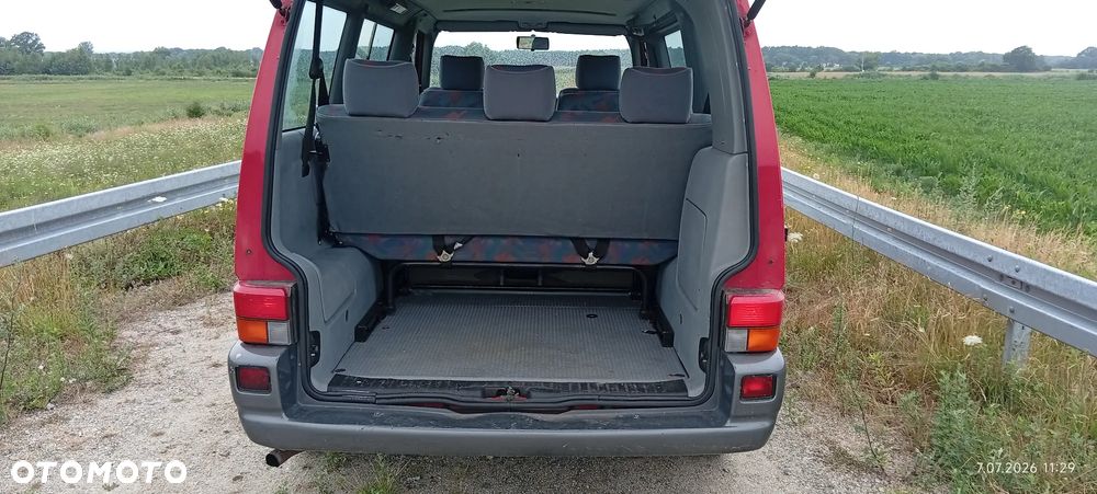 Volkswagen Multivan - 8