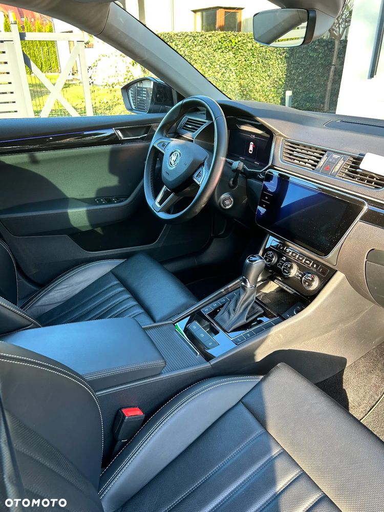 Skoda Superb 2.0 TDI L&K DSG - 15