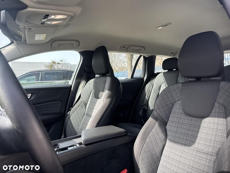Volvo V60 B3 B Core - 13