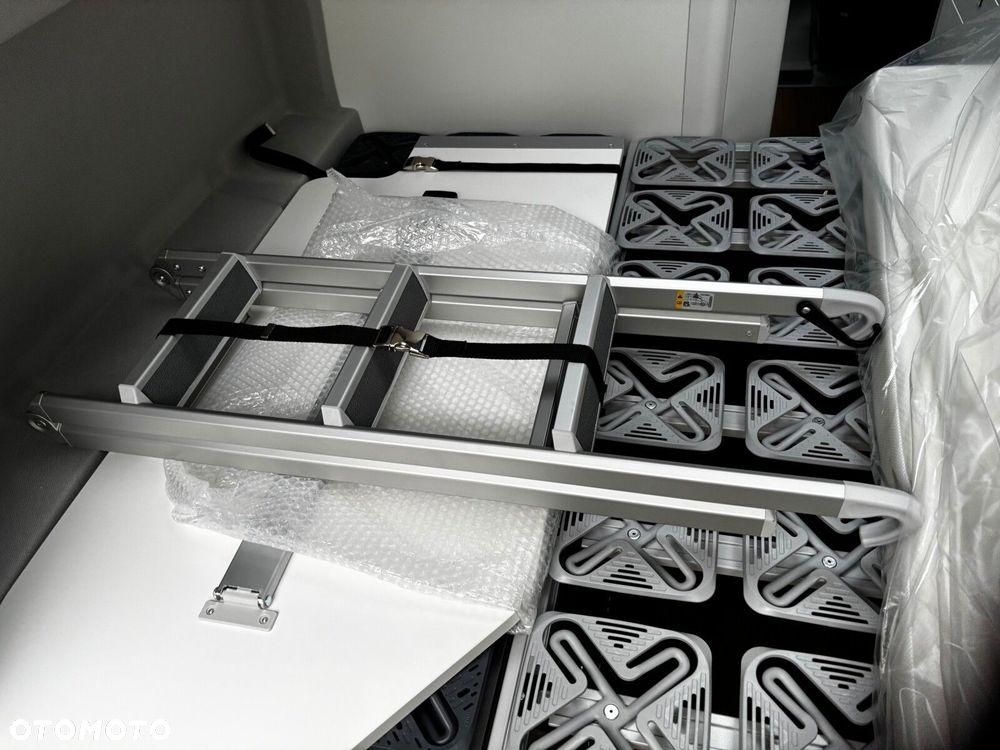 Volkswagen Grand California 600 2.0 TDI 163 KM AUT - 18