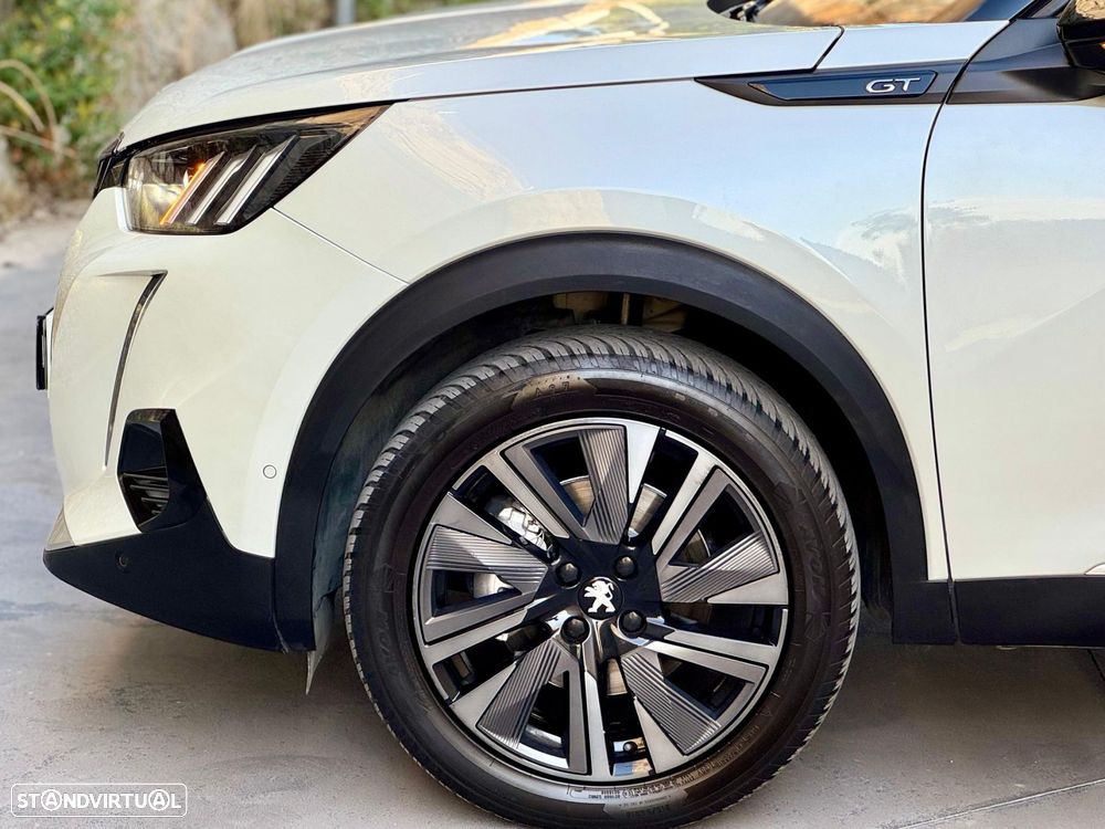 Peugeot 2008 PureTech 155 EAT8 GT - 30