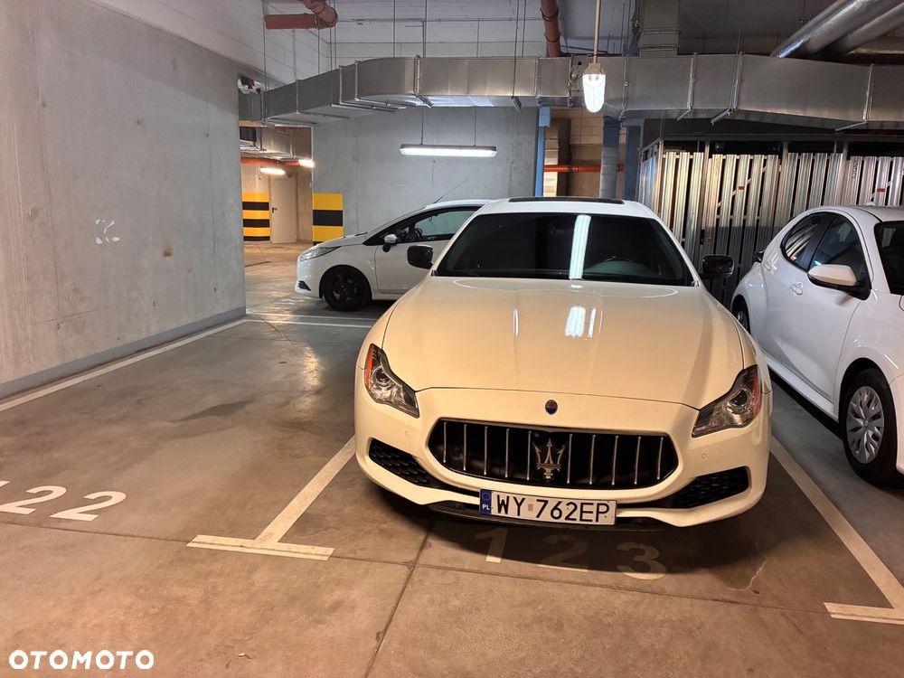 Maserati Quattroporte
