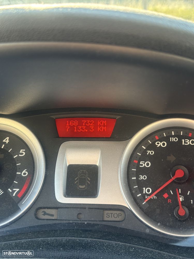 Renault Clio 1.2 16V Dynamique - 10