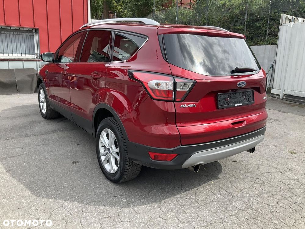 Ford Kuga 1.5 EcoBoost 4WD Titanium - 2