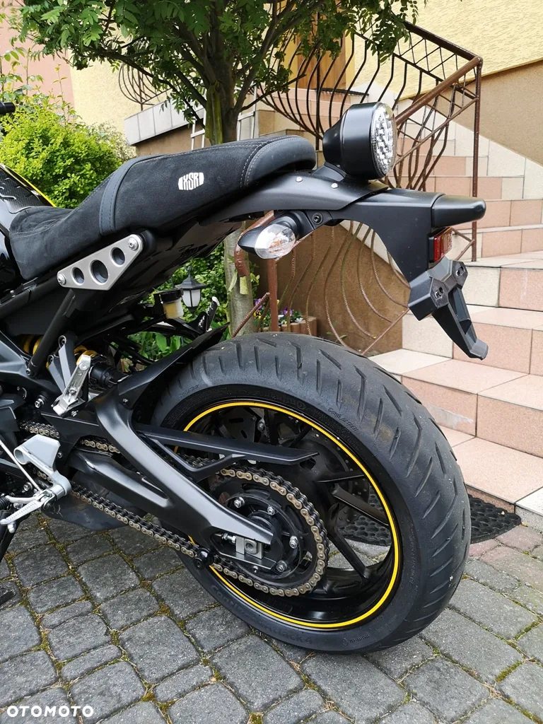 Yamaha XSR - 19